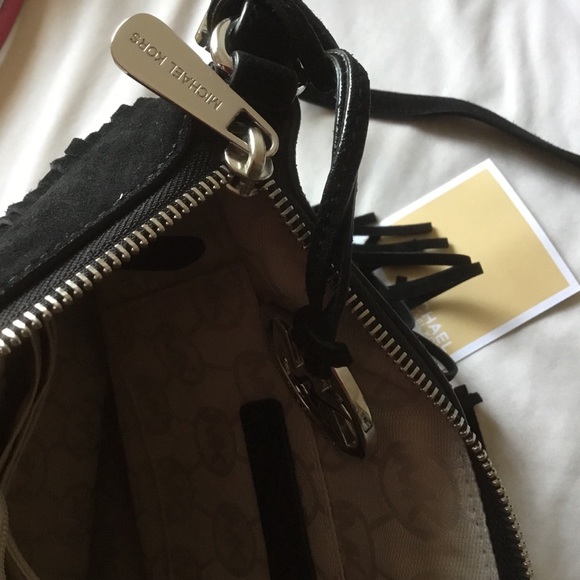 SOLD-Michael Kors Billy Suede Fringe Crossbody bag - Picture 8 of 8